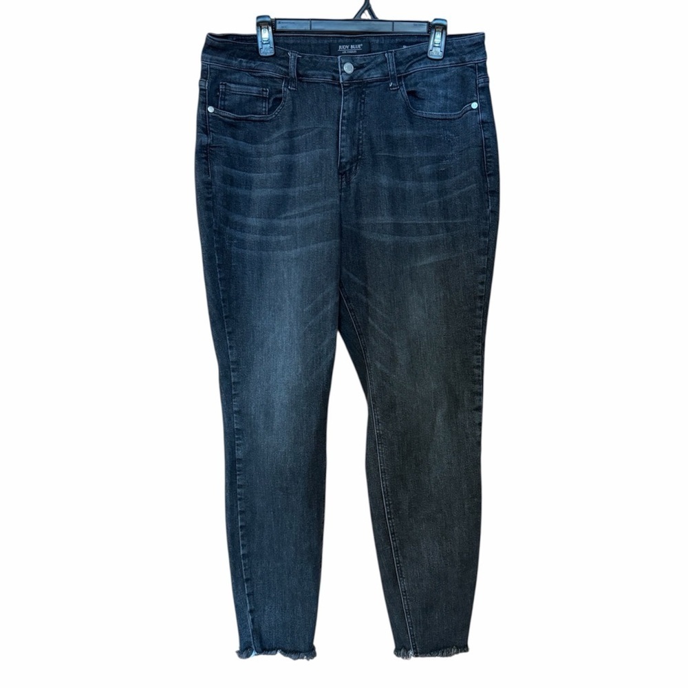 Judy Blue Women's Skinny Fit charcoal Black wash Whiskering Raw Hem size 16W